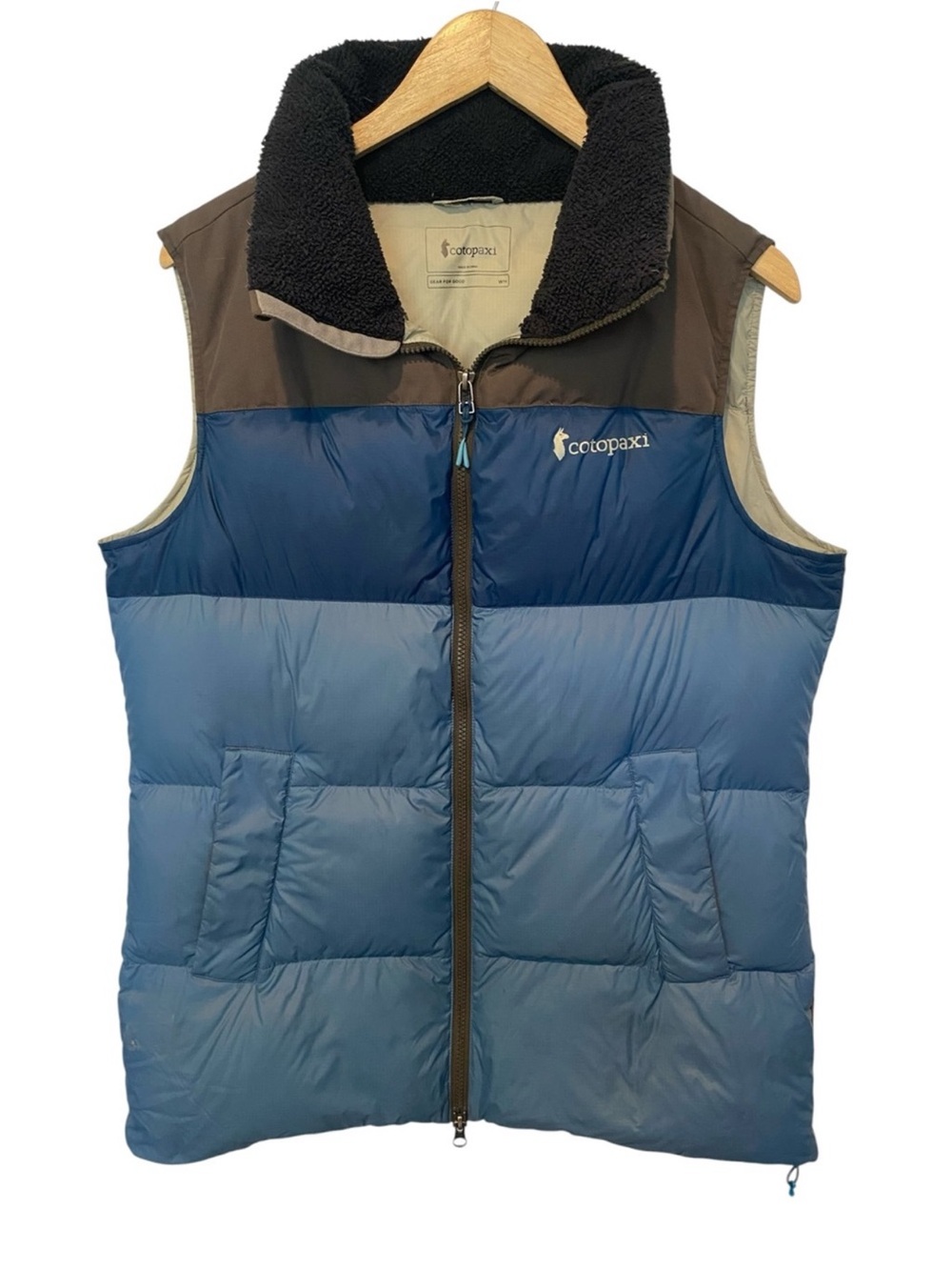 Cotopaxi Two-Tone Blue and green women’s  Vest